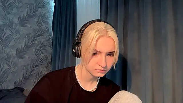 Snapshot of Cindi_Jacobs chatting on November 2025 02:39:02 PM Cindi Jacobs online show from November 2025 02:39:02 PM