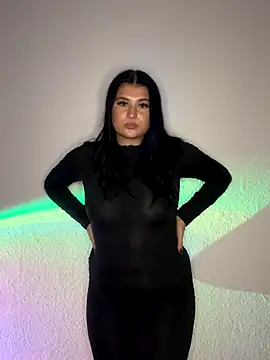 KimberlyBlue online show from December 2025 06:46:02 PM