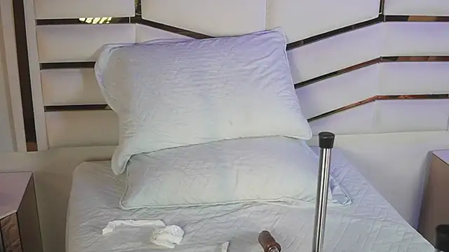 luciana agudelo online show from May 2026 07:21:01 PM