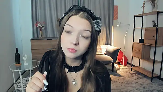 Snapshot of SalliePrutt chatting on December 2025 07:36:02 AM SalliePrutt online show from December 2025 07:36:02 AM