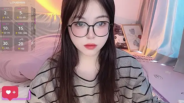 Snapshot of -Angela chatting on November 2025 04:15:02 AM -Angela online show from November 2025 04:15:02 AM