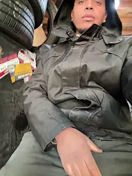 Snapshot of 24denio chatting on February 2026 01:42:01 PM 24denio online show from February 2026 01:42:01 PM