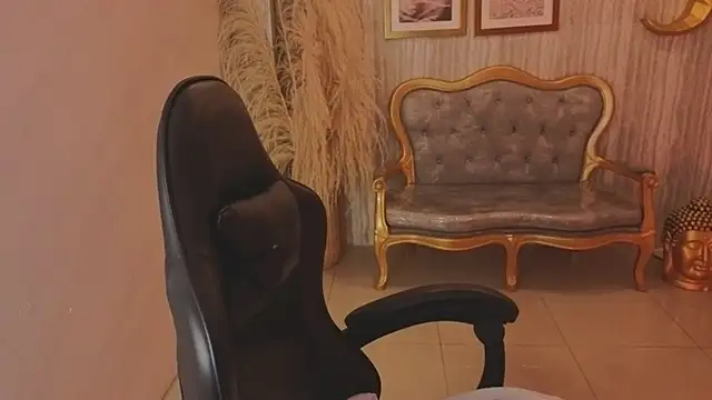 lexie s online show from February 2026 08:16:02 PM