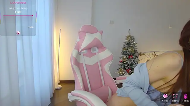 Snapshot of NamiHatter chatting on December 2025 07:46:02 AM NamiHatter online show from December 2025 07:46:02 AM