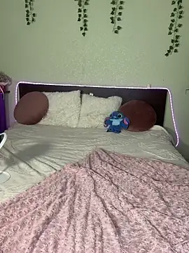 Snapshot of PurrAliceX chatting on November 2025 11:20:02 PM PurrAliceX online show from November 2025 11:20:02 PM