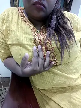 Snapshot of mamtha-tamil chatting on February 2026 03:40:02 PM mamtha-tamil online show from February 2026 03:40:02 PM