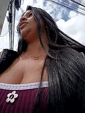 Snapshot of Layla-daring chatting on March 2026 06:23:02 PM Layla-daring online show from March 2026 06:23:02 PM