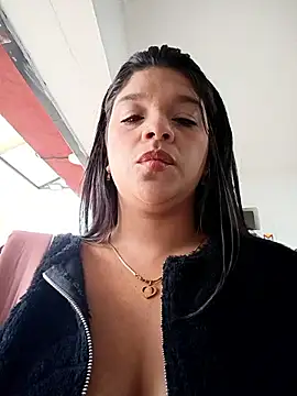 Snapshot of Layla-daring chatting on March 2026 07:30:01 PM Layla-daring online show from March 2026 07:30:01 PM