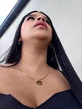 Layla-daring online show from April 2026 07:55:02 PM