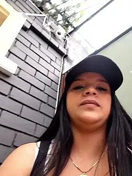 Layla-daring online show from May 2026 06:34:02 PM