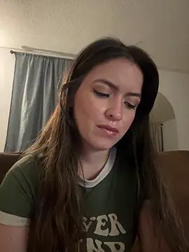 Snapshot of Little__Danni1 chatting on June 2026 01:37:01 AM Little Danni1 online show from June 2026 01:37:01 AM