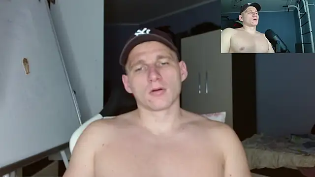 Snapshot of Poliglotjoe1 chatting on November 2025 05:40:02 AM Poliglotjoe1 online show from November 2025 05:40:02 AM