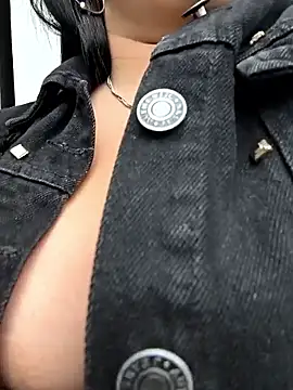 Snapshot of Kendra-daring chatting on December 2025 05:18:02 PM Kendra-daring online show from December 2025 05:18:02 PM