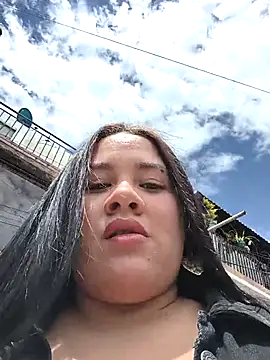 Kendra-daring online show from April 2026 06:19:01 PM