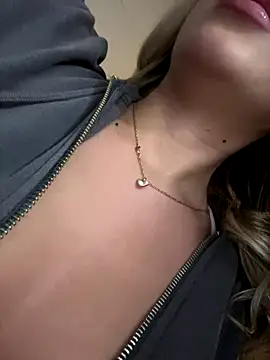 saliha pinky  online show from December 2025 02:18:01 AM