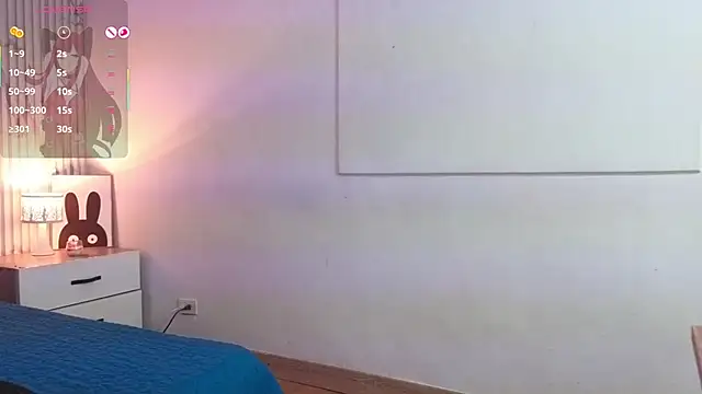 Snapshot of dahianae__ chatting on November 2025 03:17:02 AM dahianae online show from November 2025 03:17:02 AM