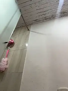 Snapshot of _MileyBerry chatting on November 2025 08:21:02 PM MileyBerry online show from November 2025 08:21:02 PM