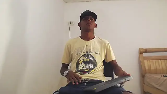 black boy22  online show from December 2025 02:28:01 AM