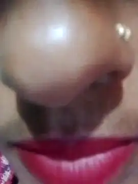 Snapshot of Xxx_suhana chatting on November 2025 05:49:01 PM Xxx suhana online show from November 2025 05:49:01 PM