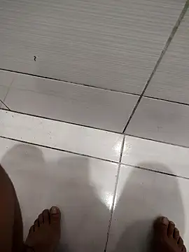 Kfrtui1 online show from November 2025 06:24:02 AM