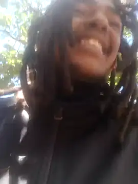 Eezxxx online show from February 2026 11:06:02 AM