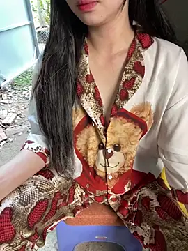 Snapshot of XndSeraphina chatting on February 2026 09:48:01 AM XndSeraphina online show from February 2026 09:48:01 AM