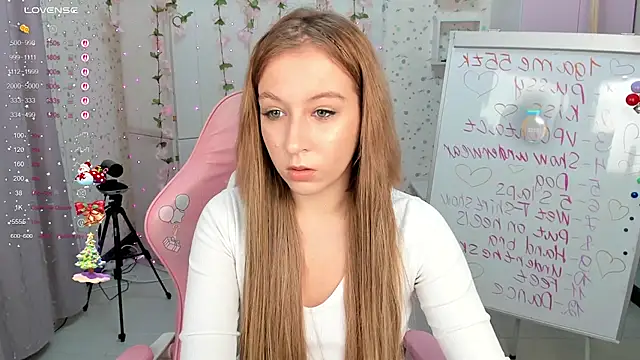 Snapshot of Emmy_Soul chatting on December 2025 08:06:02 PM Emmy Soul online show from December 2025 08:06:02 PM