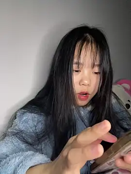 Kiee-lee online show from March 2026 03:30:01 PM