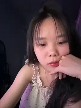 Kiee-lee online show from April 2026 03:24:01 PM