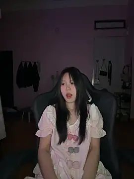 Kiee-lee online show from May 2026 06:36:02 PM