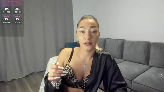 rossana doll online show from January 2026 07:02:02 AM