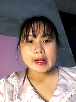 Snapshot of dovia-ba chatting on December 2025 01:22:02 AM dovia-ba online show from December 2025 01:22:02 AM