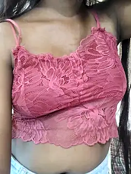 Simran 0011 online show from December 2025 04:07:02 AM