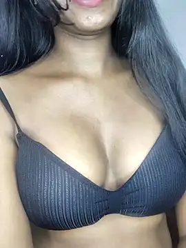 Simran 0011 online show from February 2026 01:02:01 AM