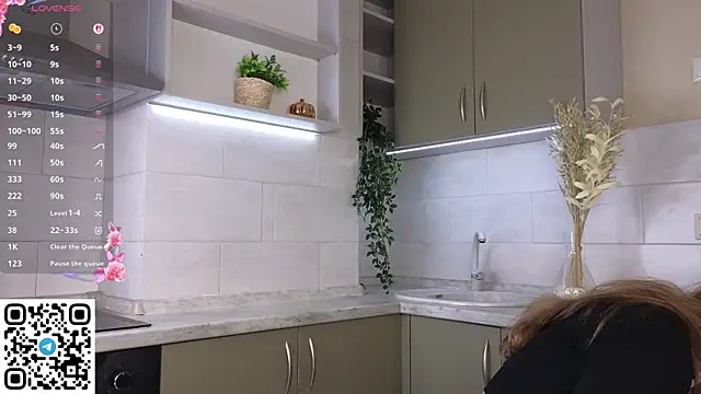 NoirAstrya online show from May 2026 06:09:02 AM