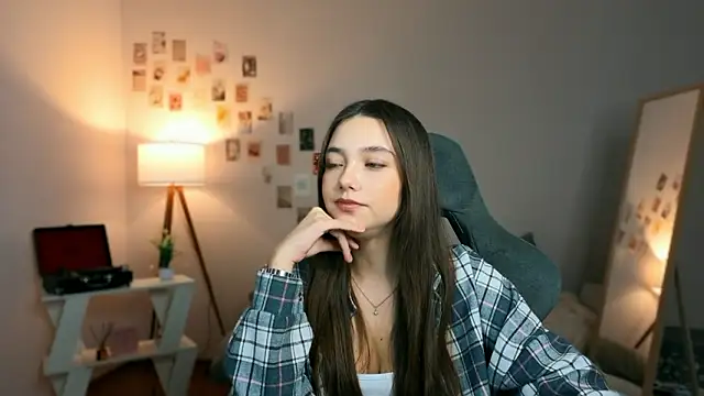 Vexorine online show from March 2026 07:50:01 PM