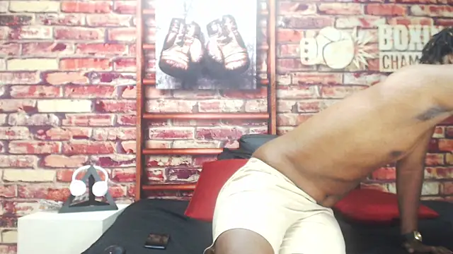 BlackAndAxel online show from December 2025 10:49:02 PM