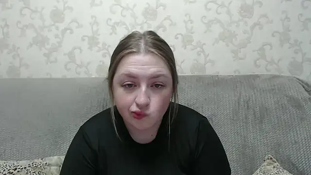 GirlPlayer online show from April 2026 07:09:02 PM