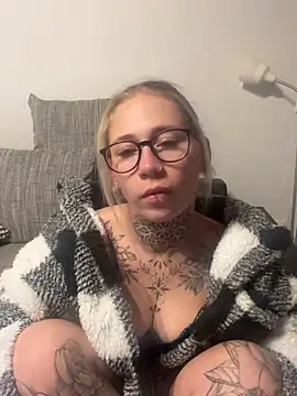 Antoniia69 online show from December 2025 03:19:01 PM