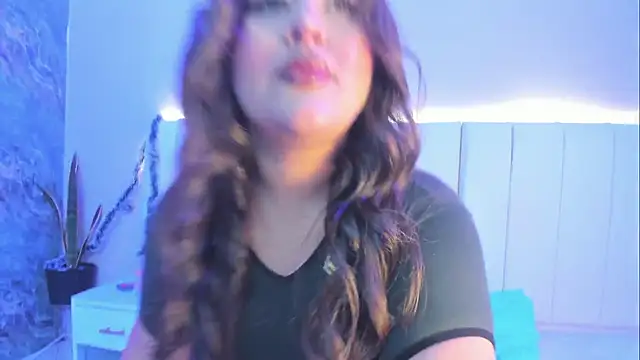 Snapshot of laurengarcia chatting on December 2025 10:46:02 AM laurengarcia online show from December 2025 10:46:02 AM