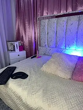 luna-fire online show from April 2026 02:56:01 AM