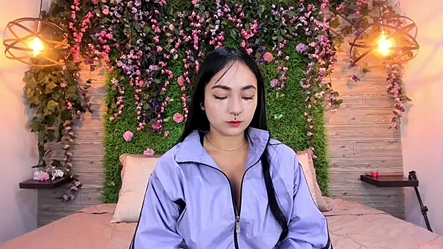 Snapshot of kittyMelvis chatting on December 2025 01:11:01 AM kittyMelvis online show from December 2025 01:11:01 AM