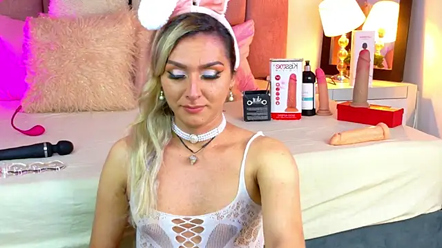 Lunitaa Diva online show from February 2026 03:16:02 PM