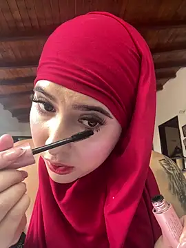 Snapshot of Zahida_7 chatting on December 2025 08:35:01 PM Zahida 7 online show from December 2025 08:35:01 PM