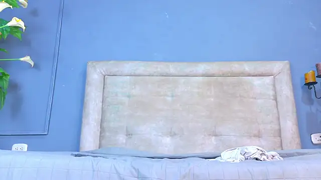 Snapshot of tony_megan chatting on December 2025 01:27:02 PM tony megan online show from December 2025 01:27:02 PM