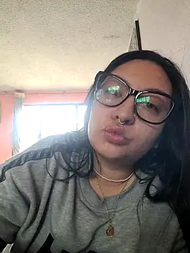 Snapshot of Venus_22 chatting on December 2025 02:44:02 PM Venus 22 online show from December 2025 02:44:02 PM