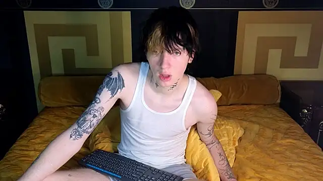 Snapshot of TRAVIS_CLAS chatting on November 2025 03:00:02 PM TRAVIS CLAS online show from November 2025 03:00:02 PM