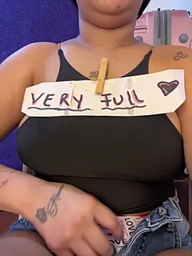 Snapshot of Brunette_Dirty_0limits chatting on December 2025 07:53:02 PM Brunette Dirty 0limits online show from December 2025 07:53:02 PM