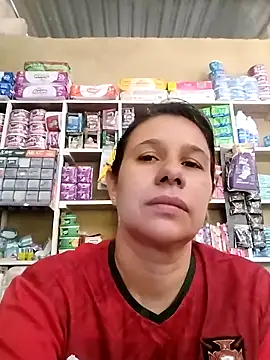 MIA-LARIOS online show from April 2026 02:52:02 PM