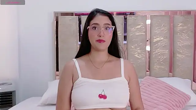 Snapshot of Isa_londonn21 chatting on December 2025 09:12:02 PM Isa londonn21 online show from December 2025 09:12:02 PM